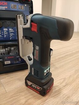 Priamočiara píla Bosch professional GST 18V-155 SC