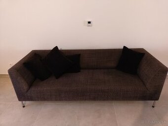 Nová ikea pohovka s veľmi pevnou konštrukciou