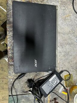 Acer aspire nitro V
