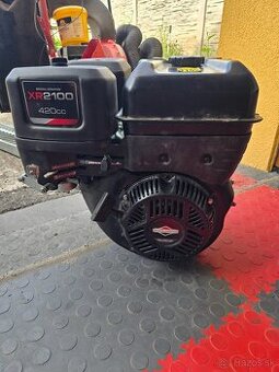 Motor briggs and stratton