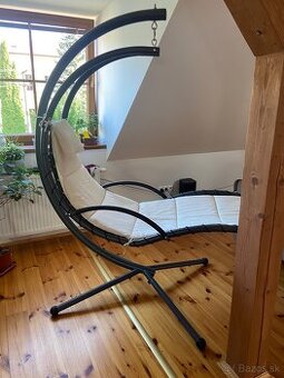 Záhradná hojdačka