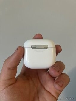 Predám nabíjacie púzdro pre Apple AirPods 4