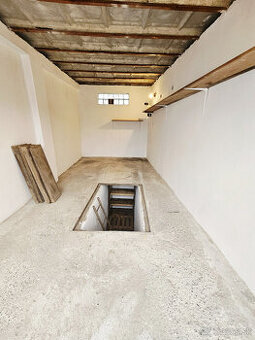 Garáž na prenájom - Nová Dubnica