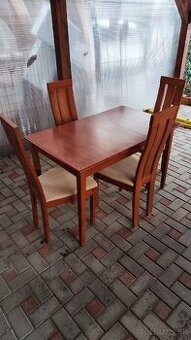 Jedálenský stôl z masívu + 4x stolička