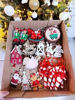 ozdoby po 90 centov kus