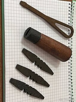 Sada srubovakov (skrutovačov) ku puški Mosin