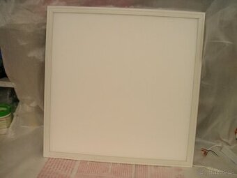 predam stropne LED svietidlo