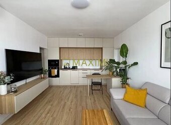 Kompletne zrekonštruovaný 3 izbový byt na ulici Narcisová v 