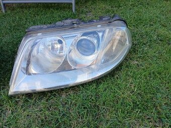 Predám svetlo na Volkswagen passat