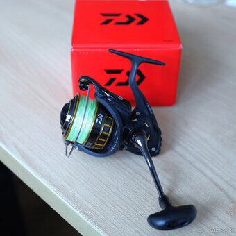 Navijak DAIWA BG 3000 SW