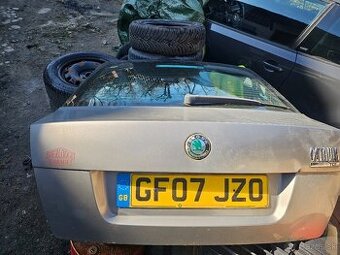 Predám piate dvere na Skoda Octavia 2 sedan