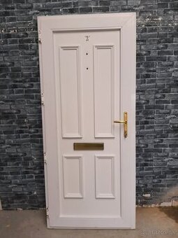 Plastové dvere Č. 261. Ľ