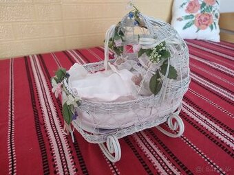 Kolíska pre bábiky