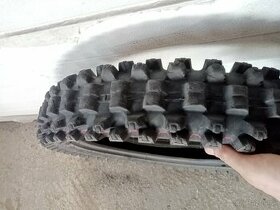 100/90-19 zadna pneu motocros