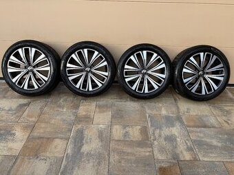ALU DISKY VW MUSCAT SCHWARZ 5x112 R18 +LETNE PNEU 245/45 R18