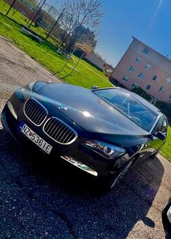 Bmw750