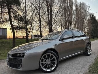 Alfa Romeo 159 Sportwagon 1.9 Mjtd 110kw 150ps • alu R18 •
