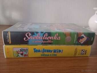 DVD, CD