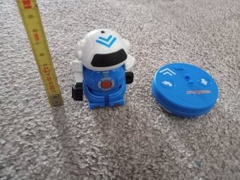 mini robot na ovladanie