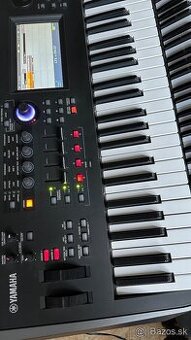 Yamaha MODX6+