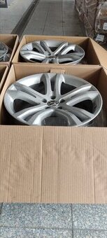 VW Savannah R19 5x112 9J ET33