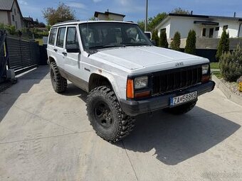 Jeep cherokee xj 2.5i 90kw