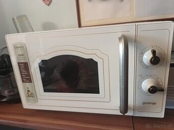 Retro mikrovlnka