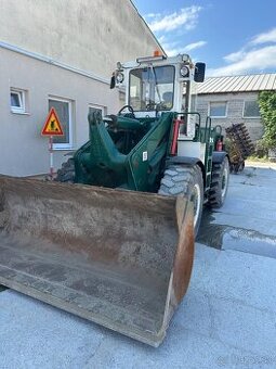 Predam nakladac UNK 320