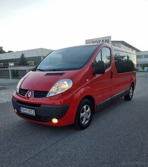 Renault Trafic Long Passenger L2H1 9miestny minibus 2.0 84kw