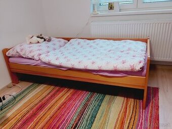 Detská drevená posteľ z masívu