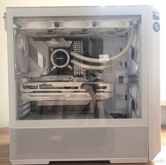 PC Intel i7-13700K + RTX 3090