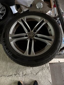 Disky BMW dvojrozmer r18