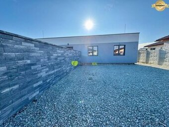 NOVÁ CENA Na predaj moderný 4i bungalov v obci Čaňa