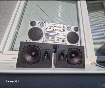 TESLA CONDOR K 304 .Prenosné Stereo Rádio 3D zvuk surround