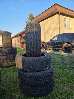 Predam 205/55 R16 zimne pneumatiky