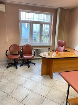 Nábytok pre ambulanciu