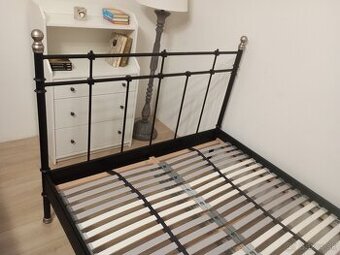 kovová posteľ - rám+rošty 140x200 cm