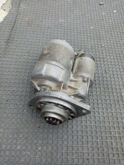 Predám štartér na škoda Felícia