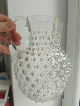 Starožitný sklený džbán