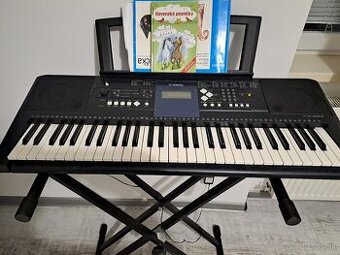 Yamaha PSR E333