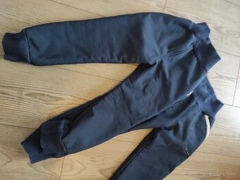 Zimné softshellové nohavice s barančekom veľkosti 98