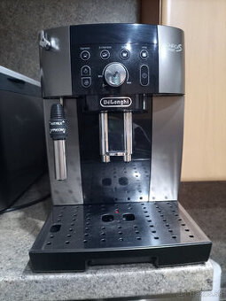 predám Kávovar DeLonghi Magnifica S Smart