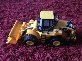 Cat buldozer plastova hračka auto