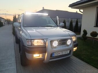 Opel Frontera, ročník 2003..karoséria AC kombi. 2,2 Tdi 88kw - 1