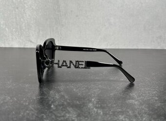 CHANEL Acetate & Strass
