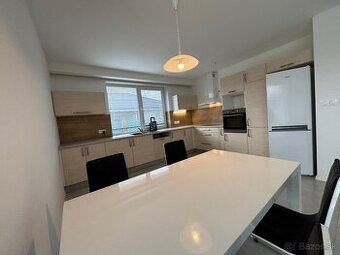 Moderný 4-izb. bungalov len 4 km od mesta