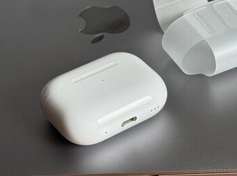 Apple AirPods Pro 2 2024 USB C - nové rok zaruka