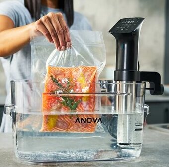 VARIČ - AN0VA Sous Vide COOKER pro + 12 L kontajner zo skla
