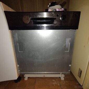 Umyvacka riadu indesit