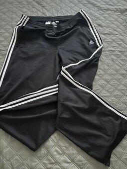 Predám Adidas tepláky